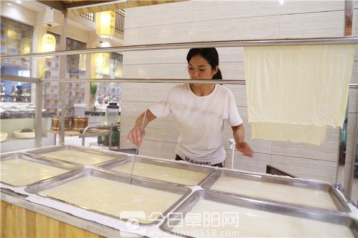 居香园里香溢远