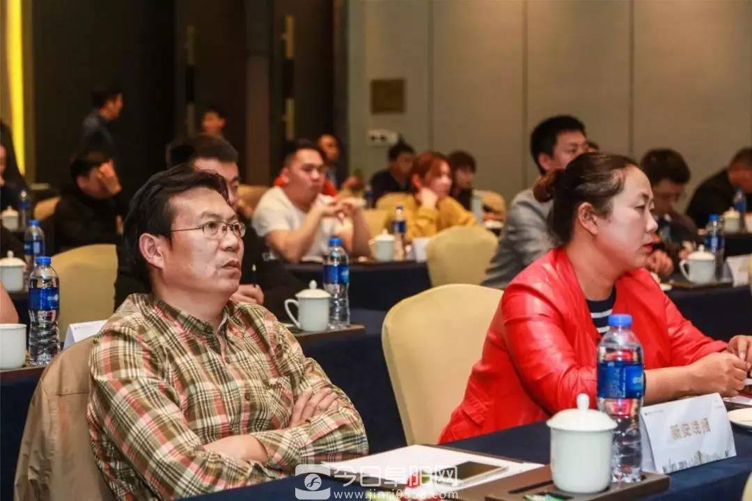 富力皖投·大河城章 | 为人居定义未来!2019阜阳人居峰会论坛圆满举办 富力皖投·大河城章 | 为人居定义未来!2019阜阳人居峰会论坛圆满举办