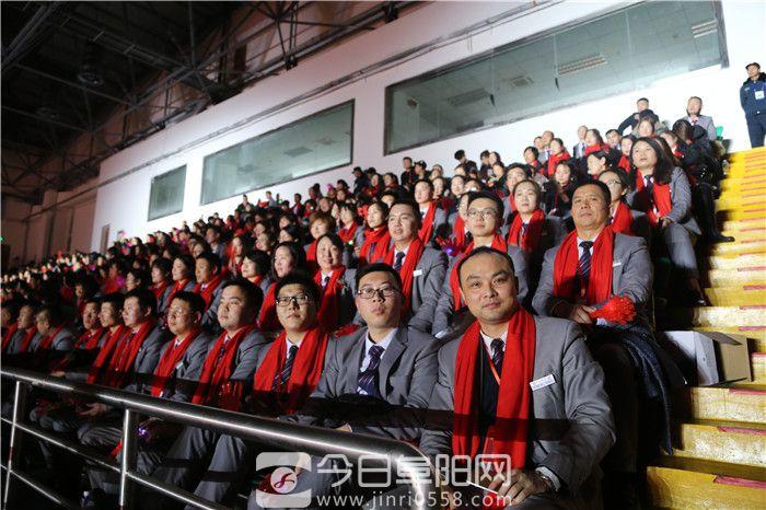 阜阳商厦成功举办开业30周年大型表彰庆典晚会