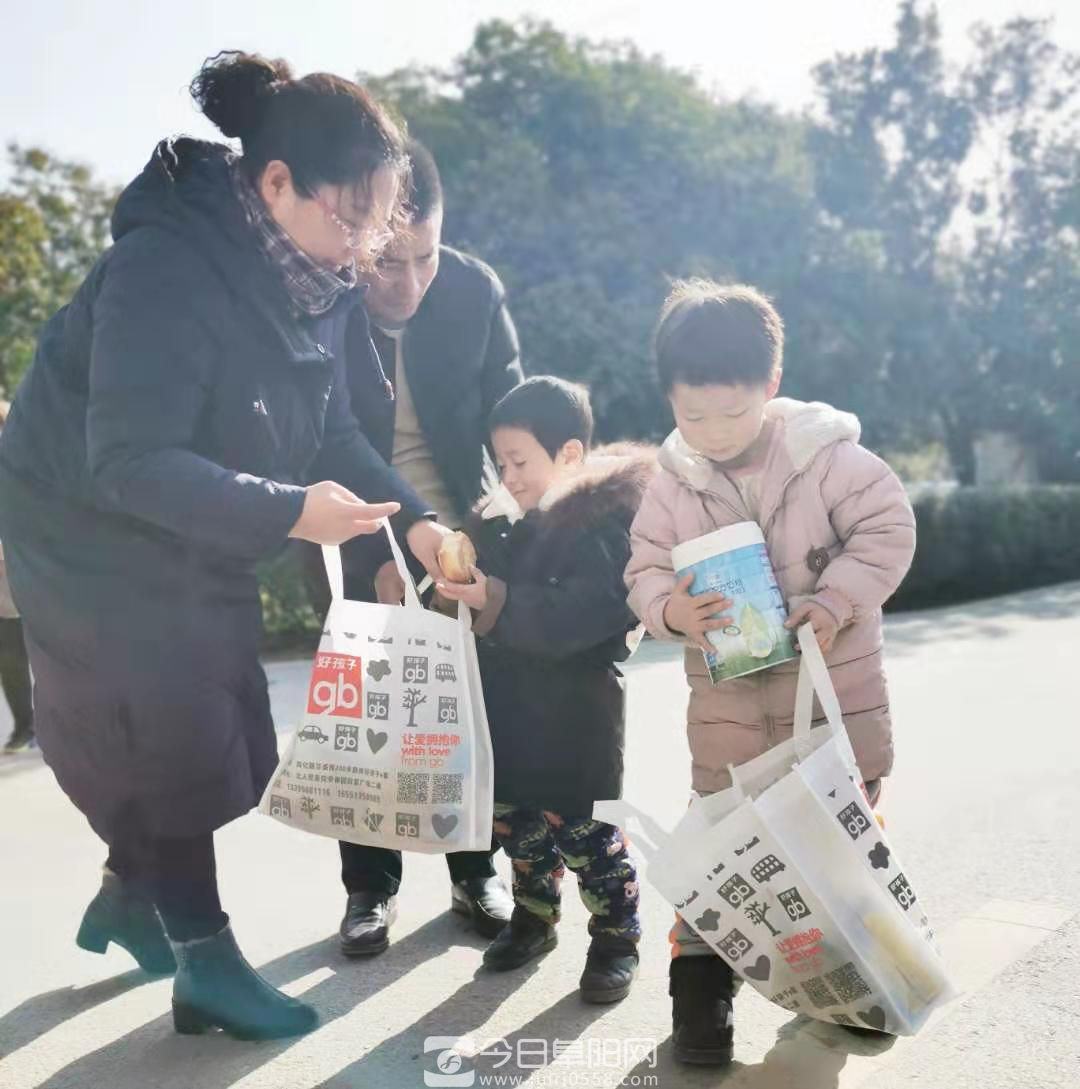 澳优乳业数万元奶粉看望慰问农村留守儿童 澳优乳业数万元奶粉看望慰问农村留守儿童