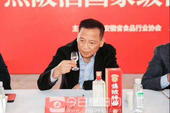 国家级大咖齐聚焦陂 鉴评两款封藏酒品