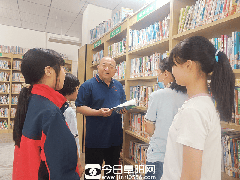 阜南县鹿城镇红旗社区开展“世界读书日”主题活动 阜南县鹿城镇红旗社区开展“世界读书日”主题活动