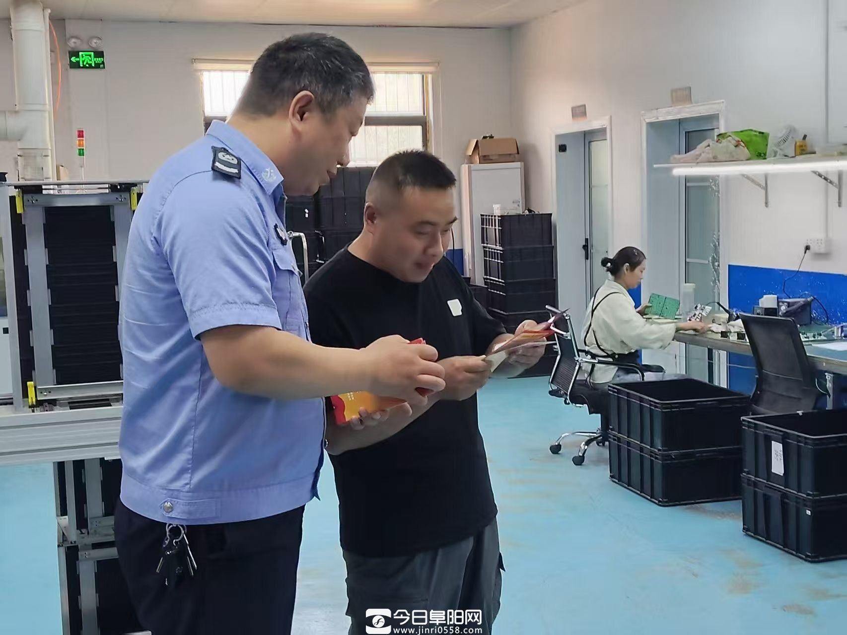 临泉县土陂乡司法所开展“美好生活·民法典相伴”普法活动 临泉县土陂乡司法所开展“美好生活·民法典相伴”普法活动